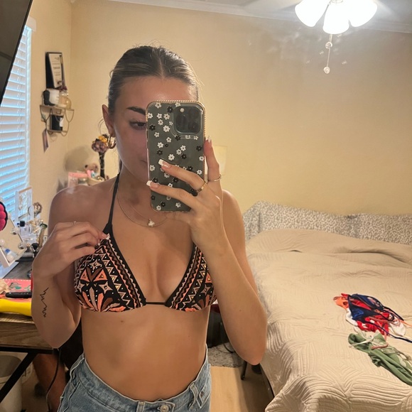 bikini bundle - Picture 3 of 3